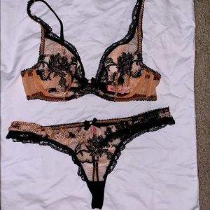 Agent Provocateur Set